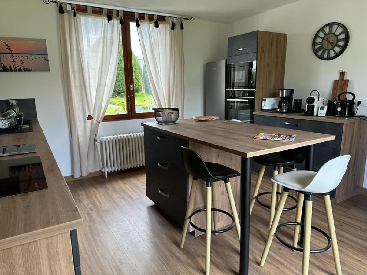 Holiday home Hon Ti Longere Bretonne Authentique A 700M De La Mer Plouezec